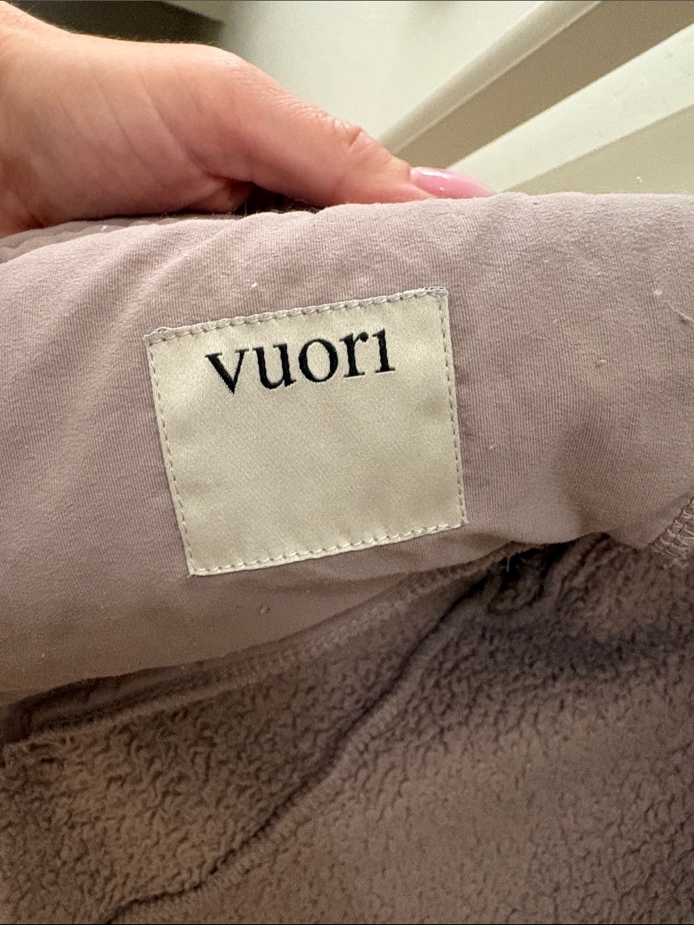 Vuori - Cozy Taupe Sherpa Jacket - Women's Plush Zip Jacket - Picture 3 of 4